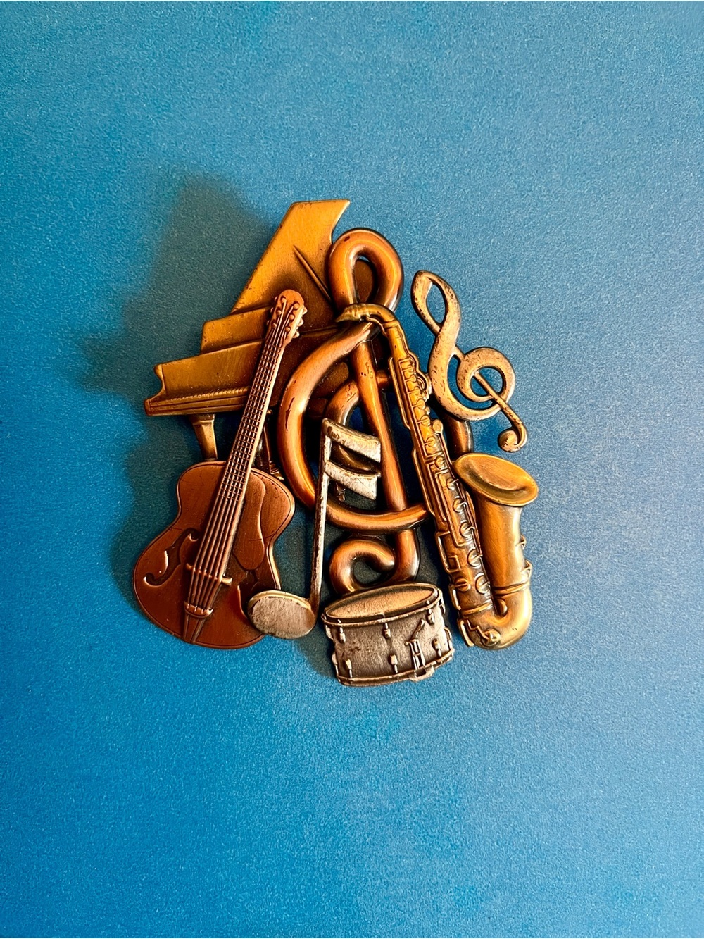 Vintage metal musical instruments pin/ broach tri color